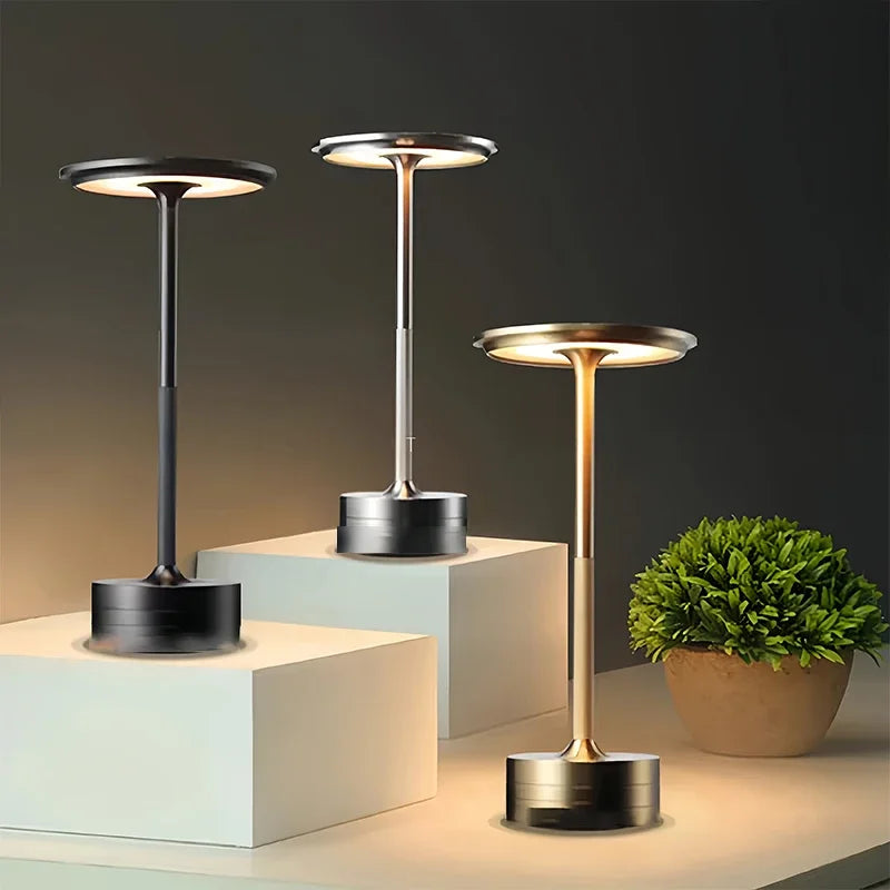 SPECUS Lux Desk Lamp